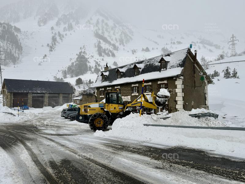 La nevada dels últims dies acumula mig metre de neu nova a punts de l'Aran i del nord del Pallars Sobirà