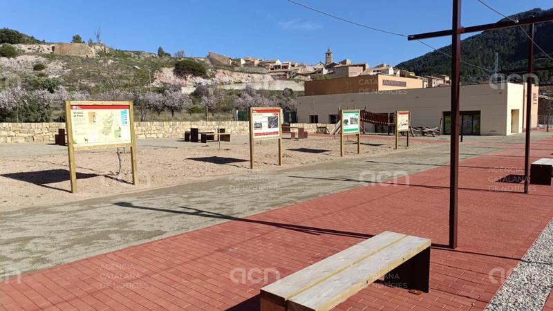 Milloren l'entorn del Centre de Visitants de la Terra Alta del Parc Natural dels Ports