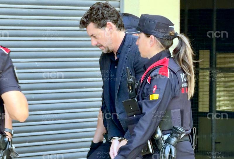 La defensa de Jonathan Andic recorre contra la presó amb fiança per la mort del pare i al·lega falta d'indicis sòlids
