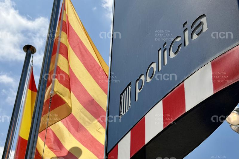 Els Mossos investiguen la mort d’un home trobat a la platja del Far de Vilanova i la Geltrú