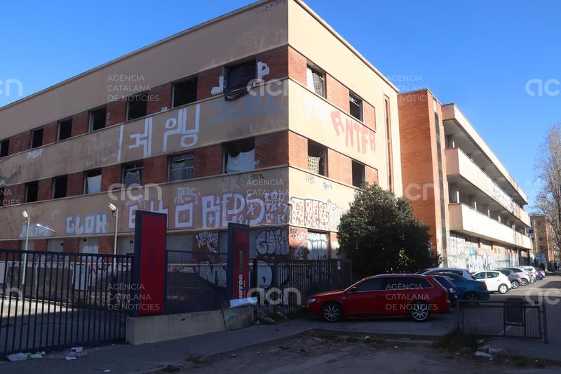 Girona demanarà autorització al jutjat per poder desallotjar la nau de l'antiga Simon on s'ha d'aixecar el nou institut