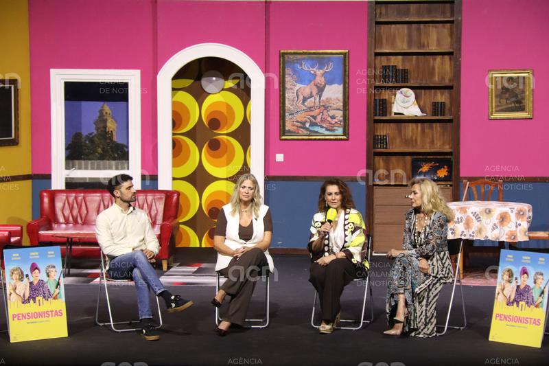 Tres dones enviudades decideixen compartir pis i vida a la comèdia 'Pensionistas' al Teatre Apolo