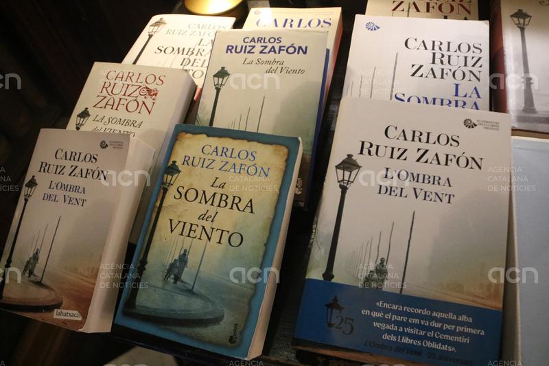 'L'ombra del vent' celebra el 25è aniversari: "S'ha convertit en un símbol de pervivència dels llibres arreu del món"