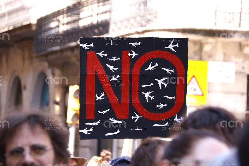 Zeroport i altres entitats socials i ambientals es mobilitzaran el 20 de setembre contra l'ampliació del Prat