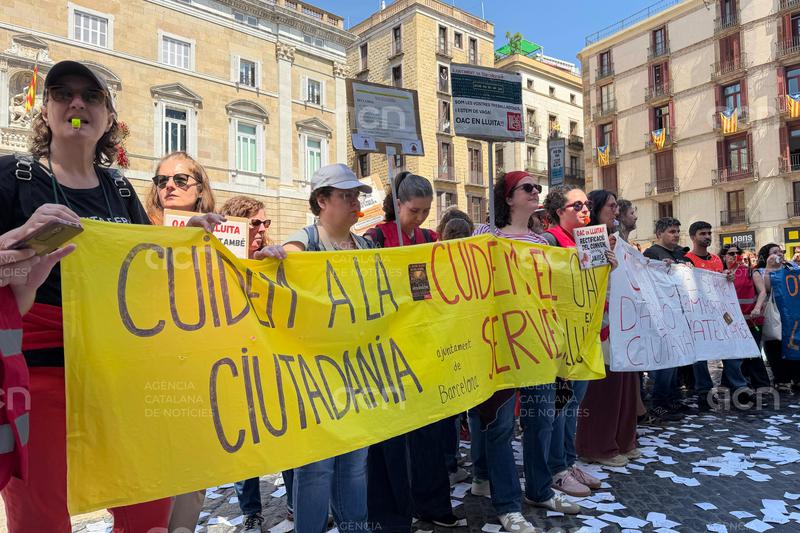 Treballadors de l'Ajuntament de Barcelona en vaga es mobilitzaran coincidint amb la visita del Papa