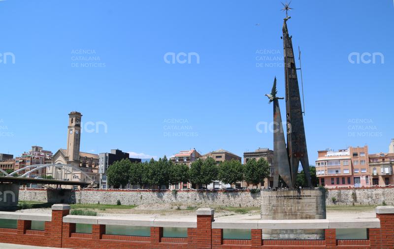 L'última resolució pel monument franquista aixeca la suspensió del recurs per la llicència però no les cautelars