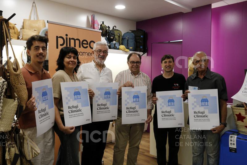 Uns 1.200 comerços de la demarcació de Lleida s'ofereixen com a refugis climàtics en una campanya de Pimec