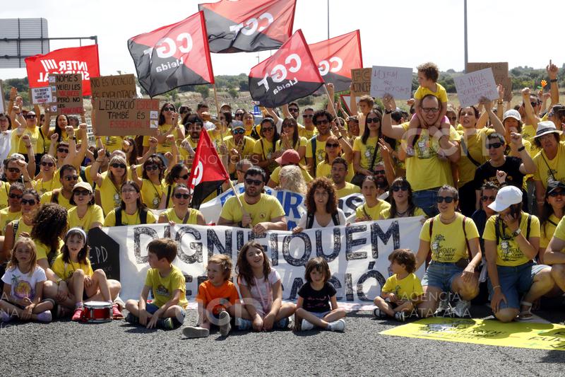 L'Assemblea de Direccions de Barcelona i Clam Educatiu exigeixen arribar al 6% del PIB en educació que marca la llei