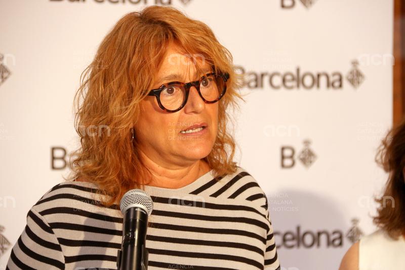 L'Ajuntament de Barcelona detecta 31 pisos turístics il·legals en un edifici d'Horta-Guinardó