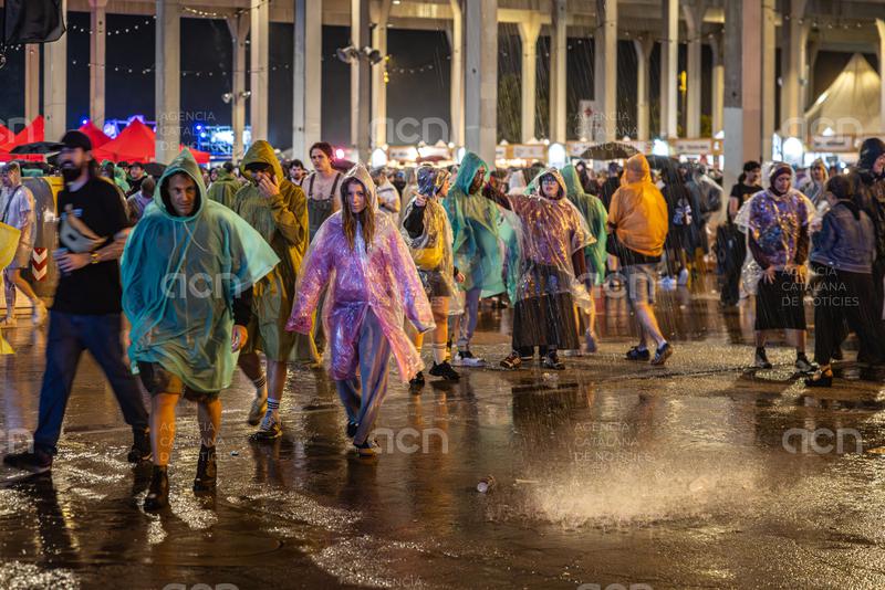 El Primavera Sound reuneix 287.000 espectadors, 6.000 menys que el 2025, en un any marcat per la pluja de dijous