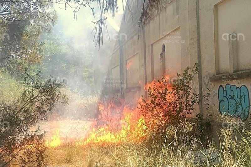 Detingut un home com a presumpte autor d'un incendi a l'antiga panificadora SAFA de Blanes