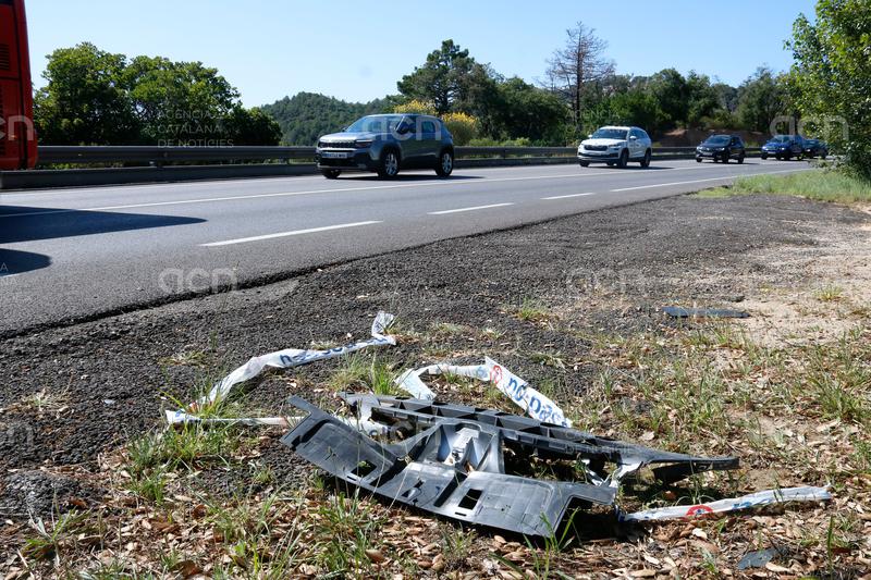 Un mort i un ferit greu després de xocar frontalment amb un tot terreny a la C-63 a Lloret de Mar