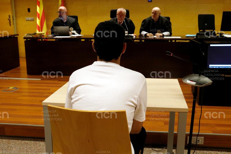 Jutgen un acusat de contactar amb un menor de 14 anys per una aplicació i agredir-lo sexualment a Lloret de Mar