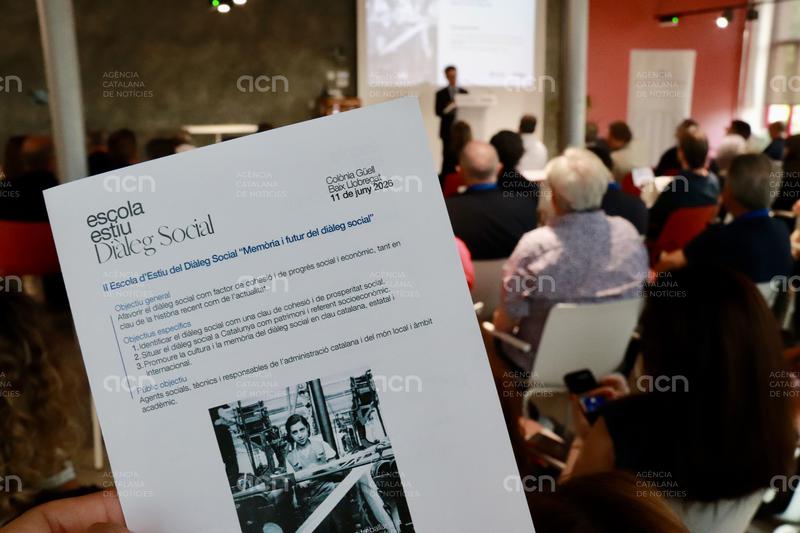 Experts en diàleg social demanen "enfortir" la cultura del pacte davant "l'avenç de la deslegitimació" de la democràcia