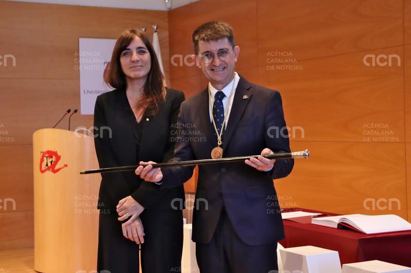 Josep Pallarès és investit de nou rector de la URV amb l'objectiu de "posar les persones al centre"