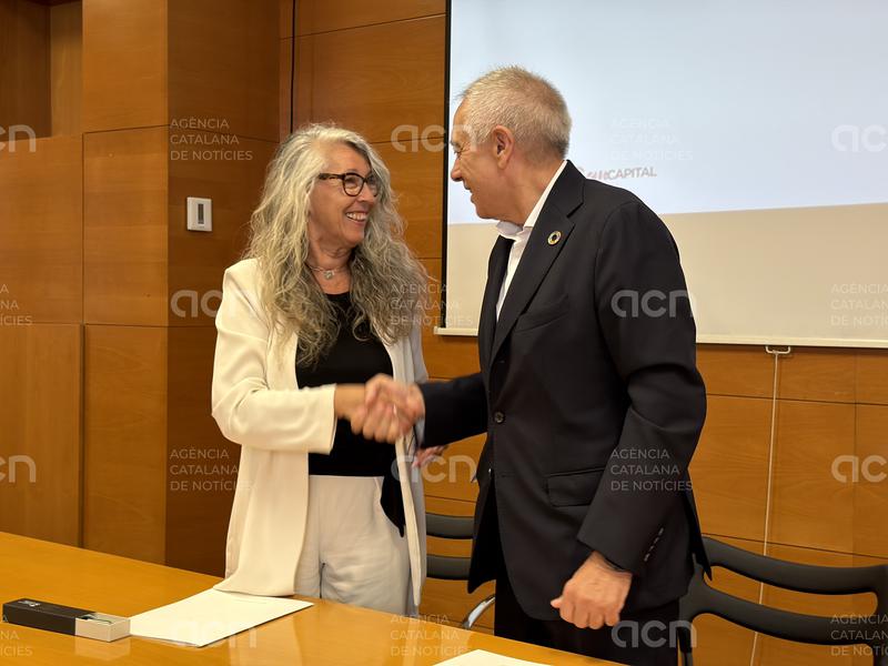 Sant Feliu i el Consorci de la Zona Franca signen un conveni per municipalitzar el Centre de Serveis el Pla