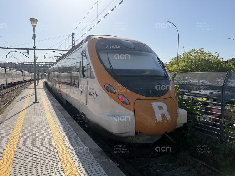 El pas dels trens de l’R8 entre Rubí i Martorell es reprèn després de gairebé cinc mesos amb poca afluència