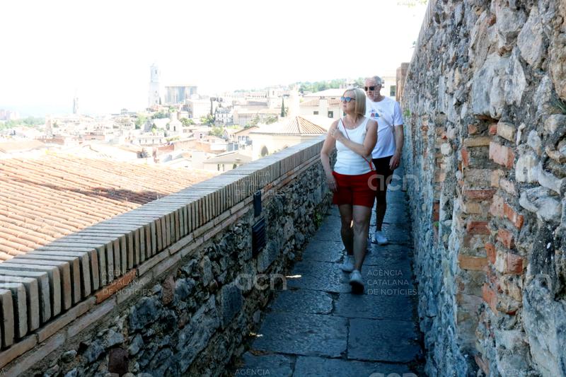Girona redactarà un pla director de la muralla a tres anys vista per afrontar-ne la degradació i estudiar-ne futurs usos