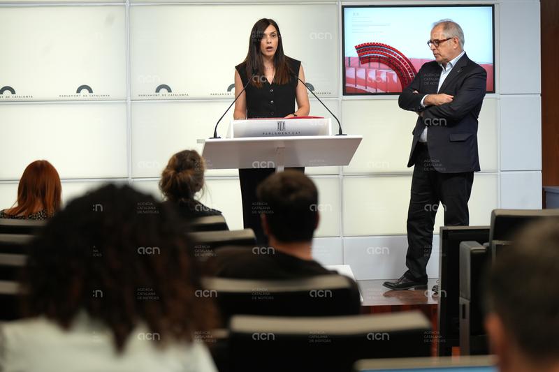 El PSC justifica el recàrrec als creueristes perquè passen només 5 hores a Barcelona i fan una despesa “reduïda”