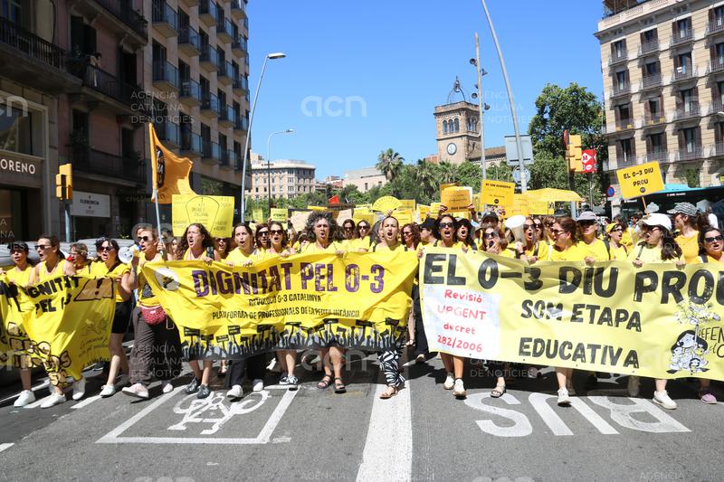 Treballadores d'escoles bressol es manifesten a Barcelona per reclamar ràtios més baixes i millors condicions laborals