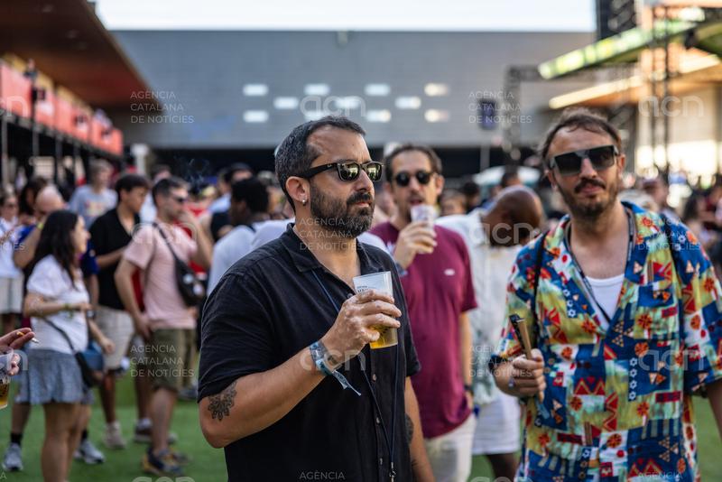 El Sónar 2026 obre portes i omple d'electrònica el recinte de Fira Gran Via