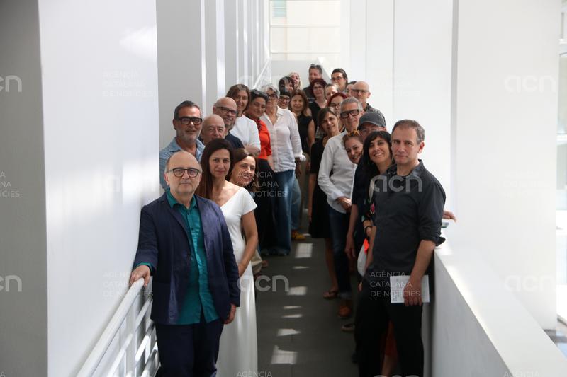 'Un museu fora del museu' porta una quarantena de peces de la Col·lecció MACBA a espais quotidians d'arreu de Catalunya