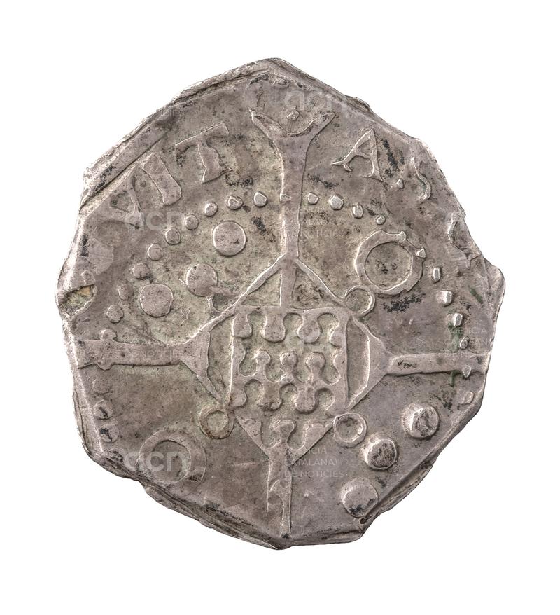 Una exposició a Torroella de Montrgí recorre més de vint segles d'història de les monedes que van circular a Catalunya