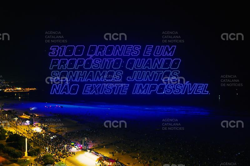 L'empresa gironina Flock Drone Art Studio aconsegueix el rècord Guinness a la frase més llarga escrita amb drons