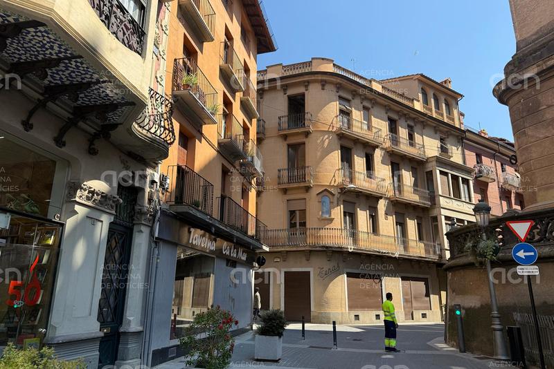 Olot vol poder actuar com a acusació en les ocupacions conflictives i destaca que en un any n'ha evitat una cinquantena