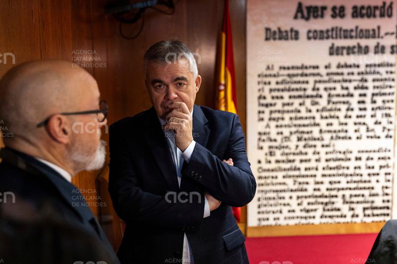 Santos Cerdán publica un llibre sobre el “judici polític” i el paper del relat públic