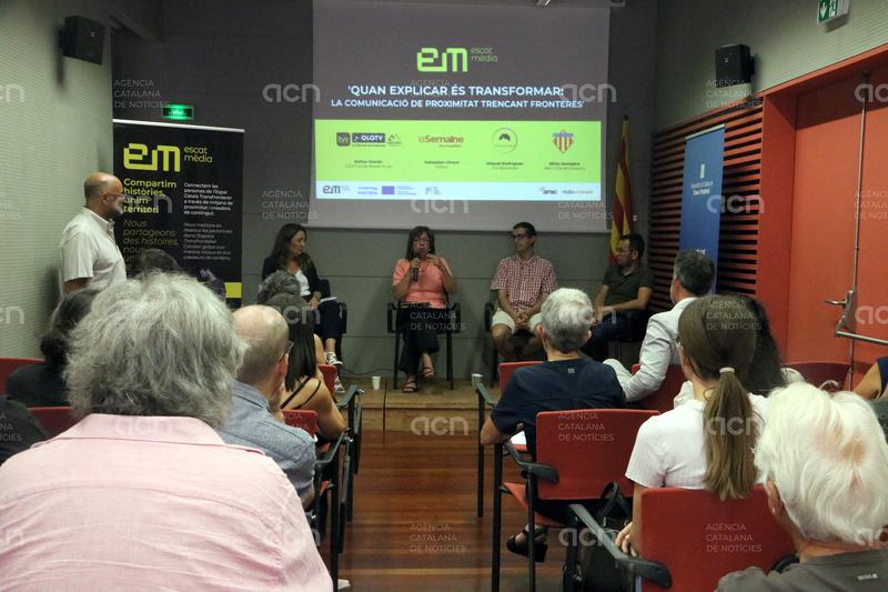 Impulsen una redacció transfronterera en català amb periodistes i creadors de continguts de banda i banda dels Pirineus