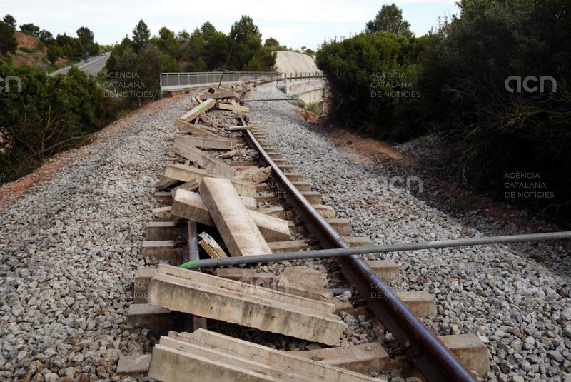 Llibertat provisional per als tres detinguts per desmuntar les vies del tren de la minera ICL en una protesta al Bages