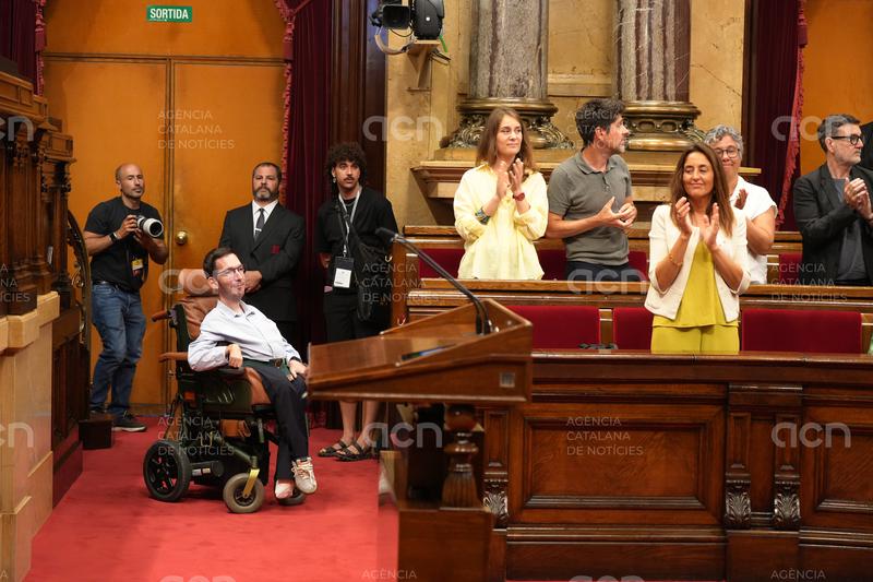 El Parlament aprova per unanimitat enviar al Congrés la reforma de la Llei ELA per eliminar copagaments