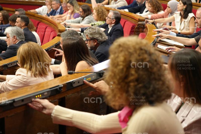 El Parlament insta el Govern a revisar l’impacte de l’estabilització del personal interí de Justícia
