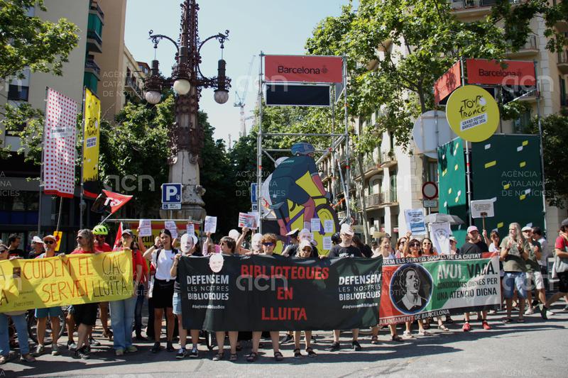 Treballadors de l'Ajuntament de Barcelona en vaga avisen Collboni que si no negocia "el conflicte escalarà al setembre"
