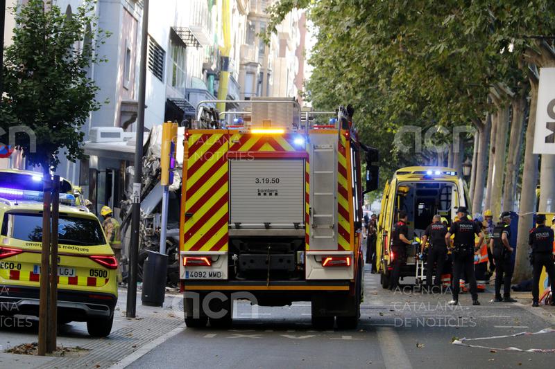 Preveuen traslladar a planta un dels tres ingressats a l'UCI per l'accident d'autobús a Lleida