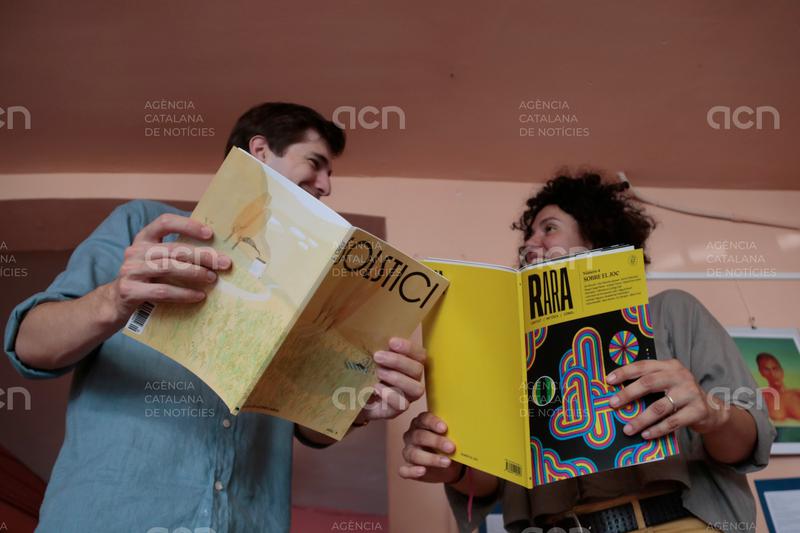 Les revistes culturals ebrenques guanyen embranzida i planten cara amb paper en plena era de la immediatesa