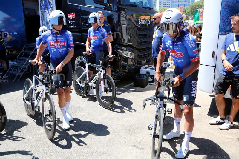 Barcelona alça el teló del Tour de França 2026 amb la contrarellotge per equips fins a Montjuïc