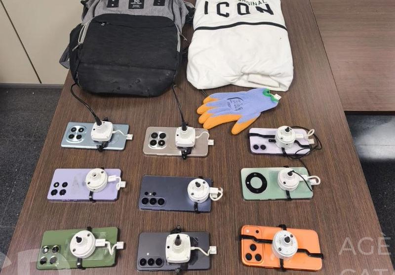 Els Mossos detenen dos veïns de Badalona per un robatori violent en una botiga de telefonia de Ripollet