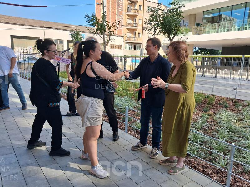 Lliuren les claus dels 42 pisos de lloguer assequible construïts a l'antiga fàbrica la Sibèria de Barcelona