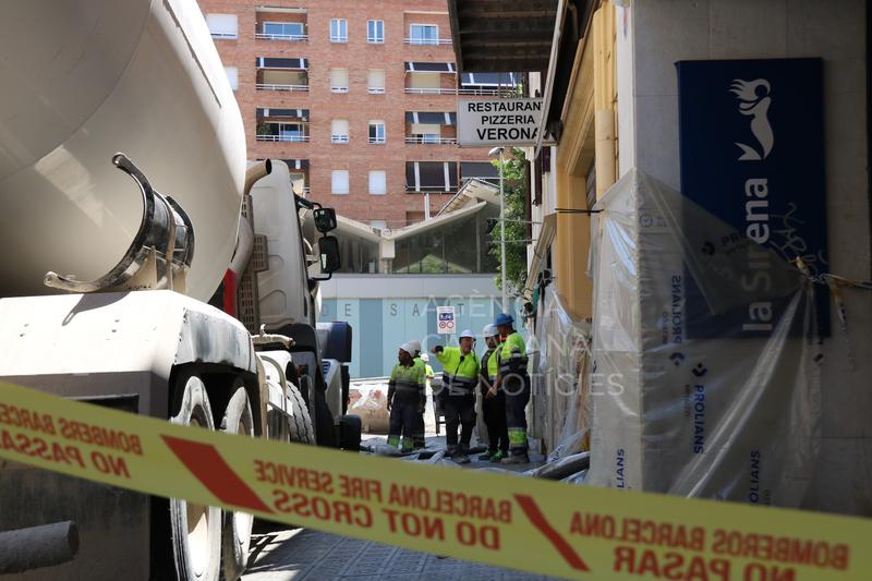 La síndica obre una actuació d'ofici arran de l'esvoranc provocat per les obres de la línia 9 del metro de Barcelona