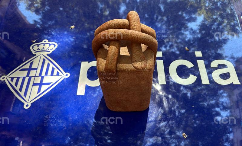 Dos detinguts per robar dues escultures valorades en més de 230.000 euros en dues galeries de Barcelona