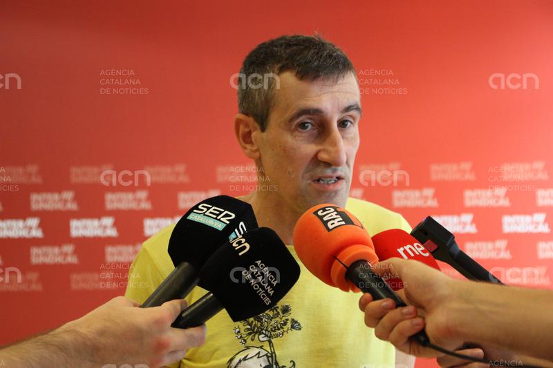 La Intersindical denuncia els Mossos d’Esquadra davant la justícia per les infiltracions en una assemblea de docents