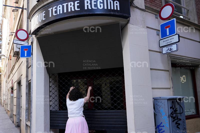 El Teatre Regina abaixa la persiana 38 anys després: "És el preu de ser una ciutat tan oberta al món"