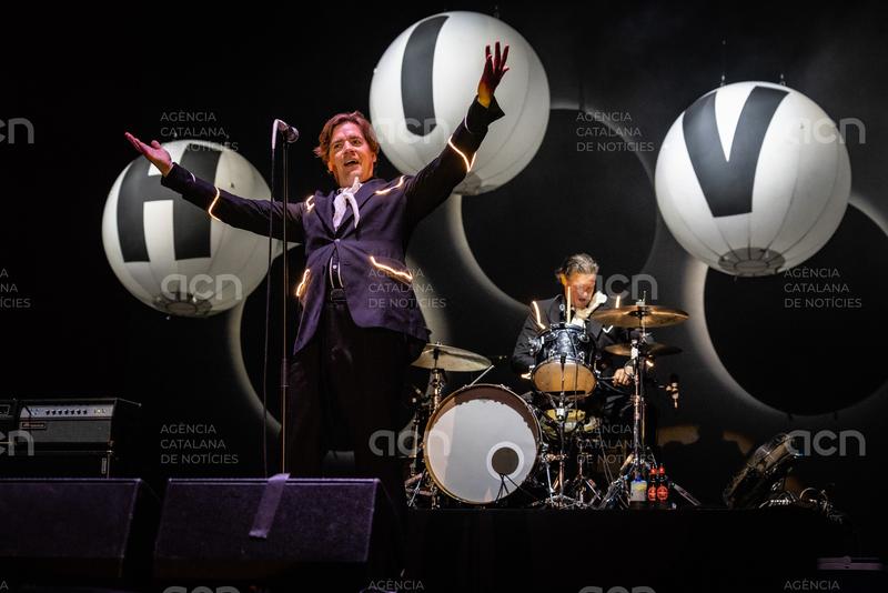 Les guitarres rockeres de The Hives i l'indie pop electrònic de Two Door Cinema Club acomiaden el Cruïlla 2026