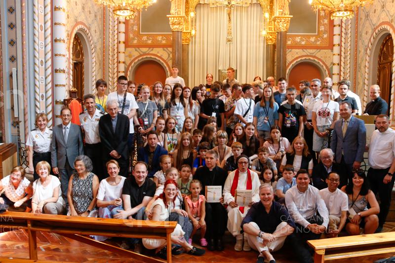 Mig centenar d’infants i joves ucraïnesos arriben a la Seu d’Urgell per a una setmana de vacances i pau