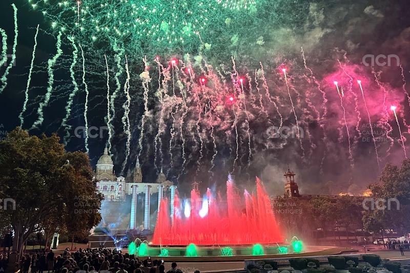 El Piromusical es traslladarà a la platja del Bogatell i la nit de Cap d’Any a l’Anella Olímpica per les obres a la Fira