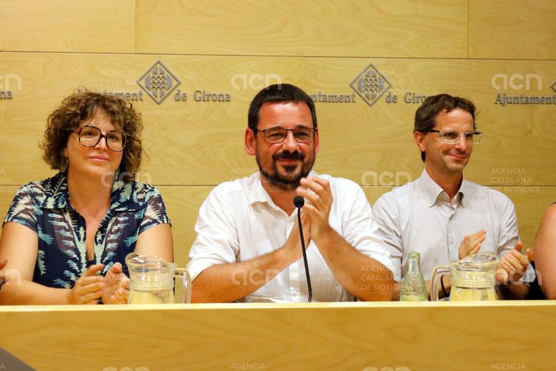 Salellas acusa Geis d'actuar per "electoralisme i por a l'extrema dreta" i assegura que el govern continua "determinat"