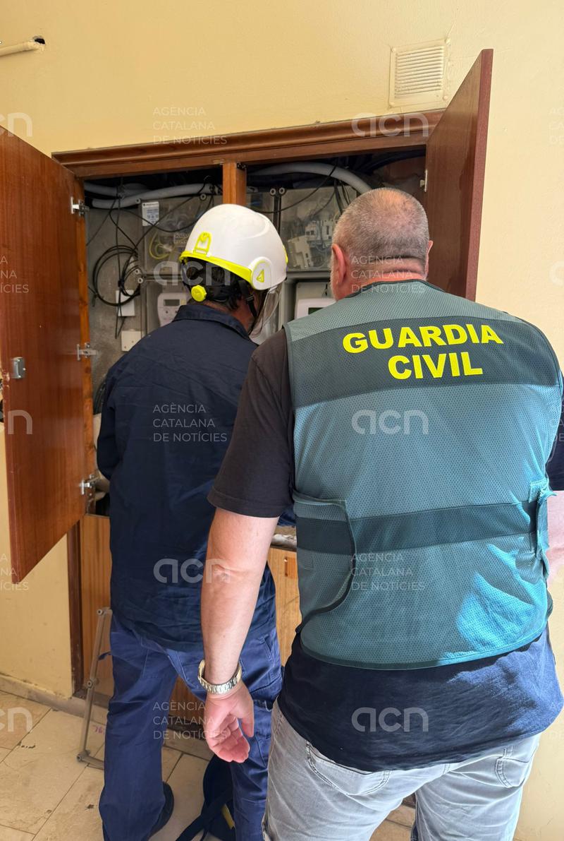 La Guàrdia Civil investiga 66 persones per frau elèctric en establiments comercials de comarques gironines