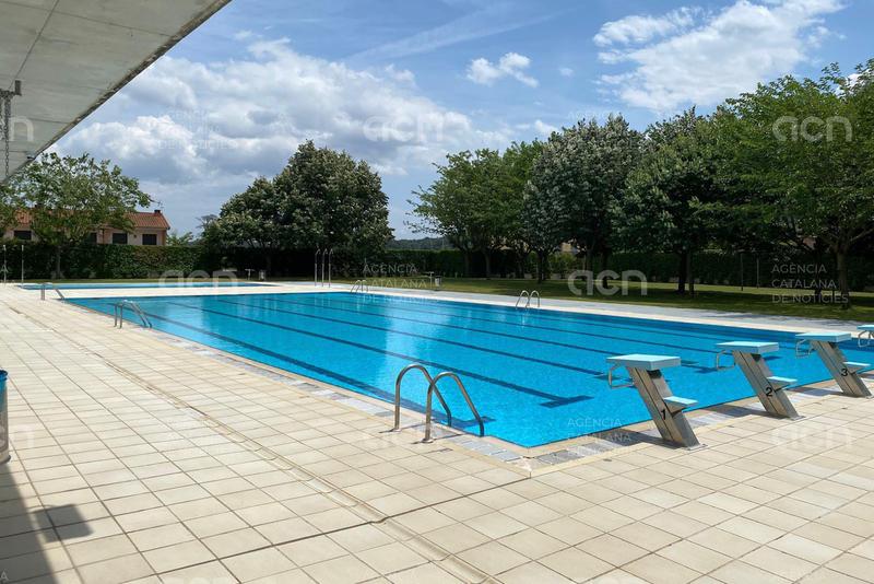 Besalú tanca la piscina municipal després de trobar defecacions a l'aigua per part d'un grup de persones aquesta nit